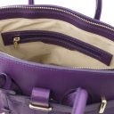 TL Bag Handtasche aus Leder mit Goldfarbenen Beschläge Lila TL141529