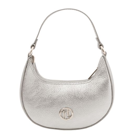 Pixie Metallic Leather Handbag With Chain Strap Серебряный TL142413