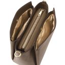 Abby Borsa al Hombro en Piel Marrón topo oscuro TL142468