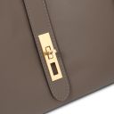 Soave Bolso a Mano en Piel Suave Marrón topo oscuro TL142489