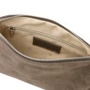Nomade Clutch aus Wildleder mit Dekorativen Fransen Dunkel Taupe TL142495