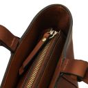 Libra Borsa al Hombro en Piel Rojo TL142562